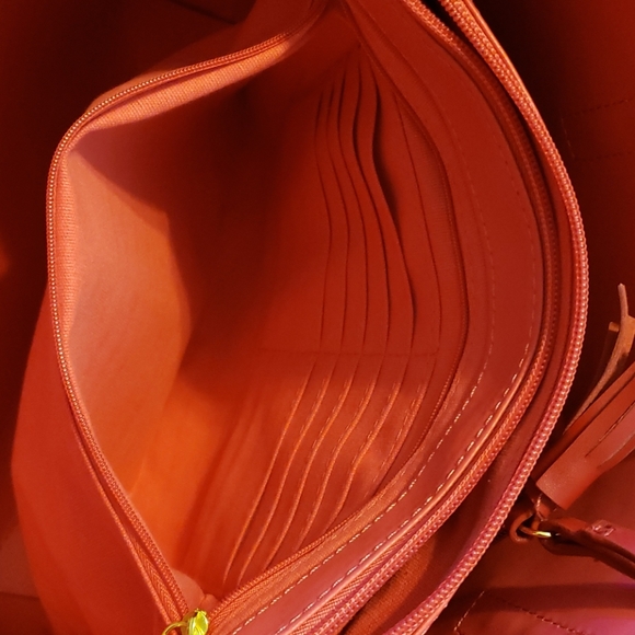 NWT Joy & Iman Red Leather Tassel Tote - Picture 7 of 8